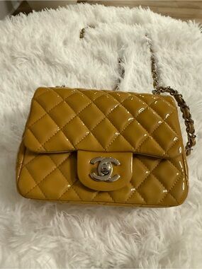 CHANEL Quilted Patent Leather Crossbody Bag - Yellow